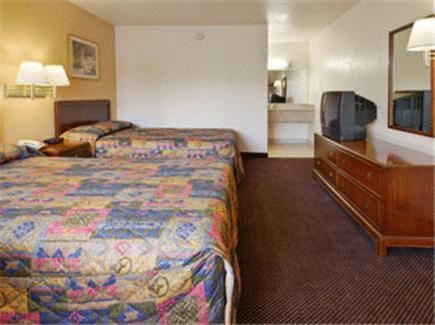 Belmont Inn And Suites Гемптон Номер фото